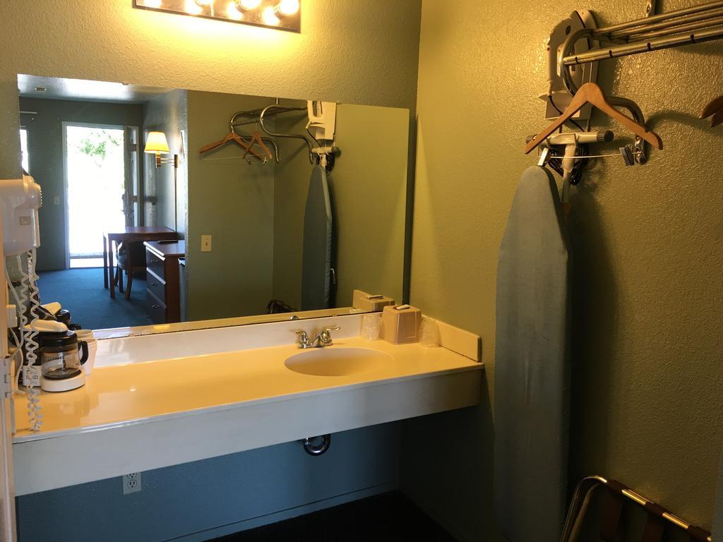 Applegate Inn Atwater Kültér fotó